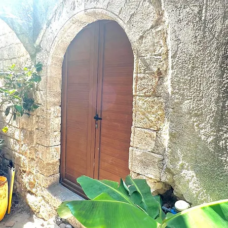 Ippos Old Town *